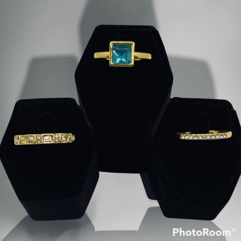2 for $25!!  3 Ring Set w/Gorgeous Blue Green Solitaire (Sz 7)